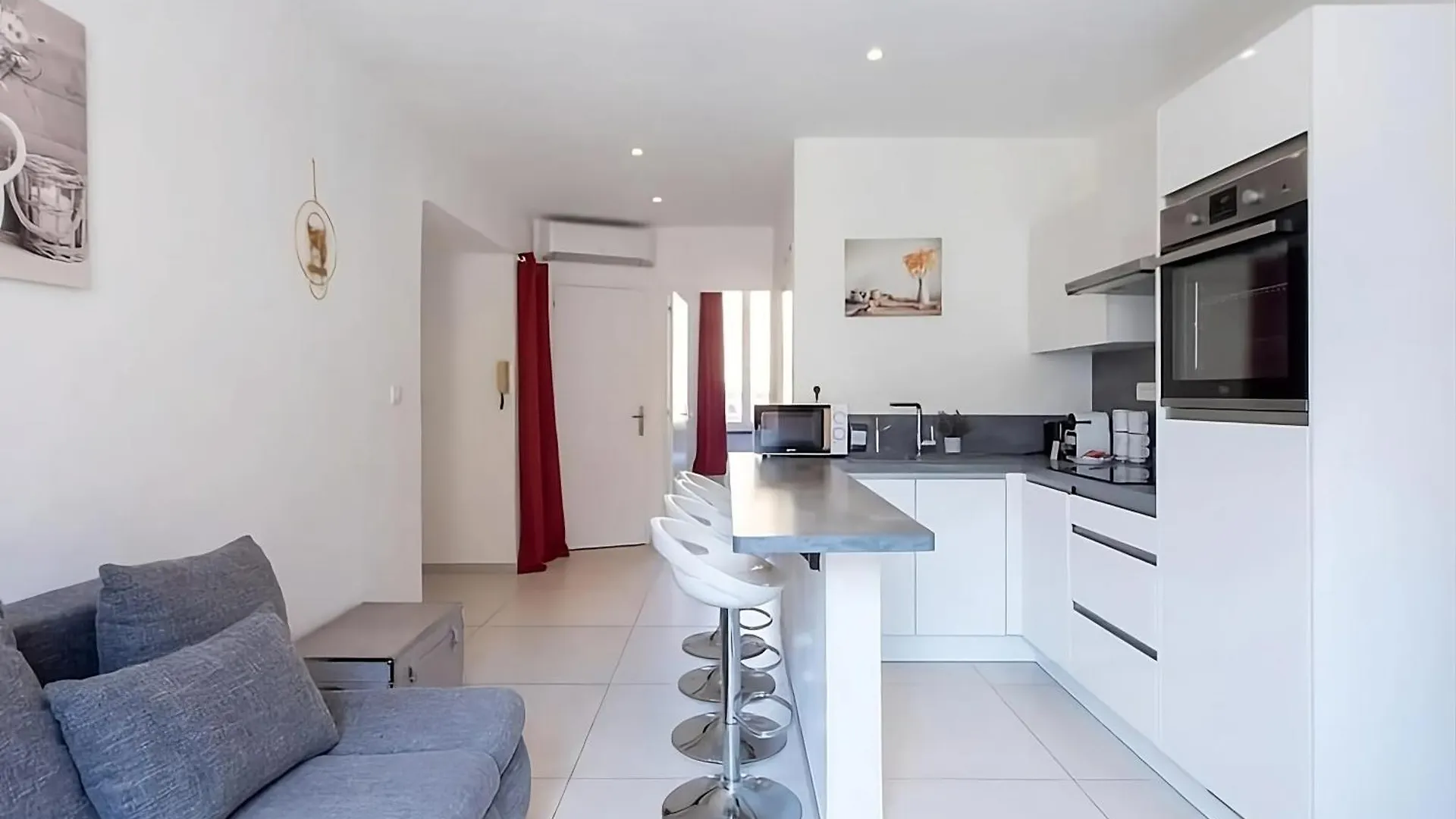 Апартаменты Nice 2 Rooms In The Heart Of Канны