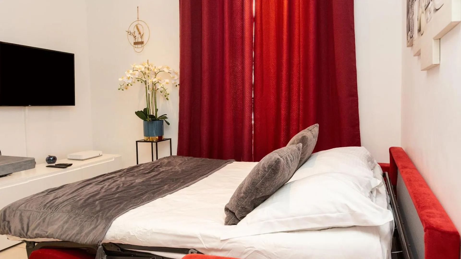 Nice 2 Rooms In The Heart Of 칸느 0*,  프랑스